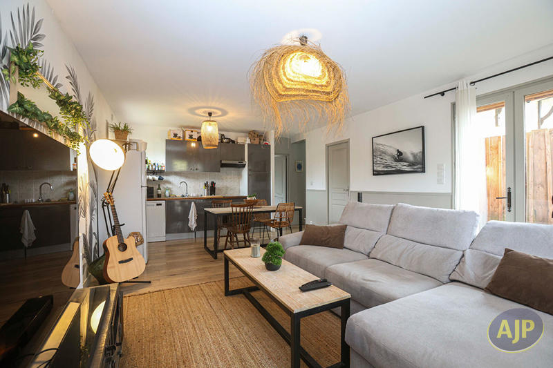 Maison - 126 m² - 6 pièces