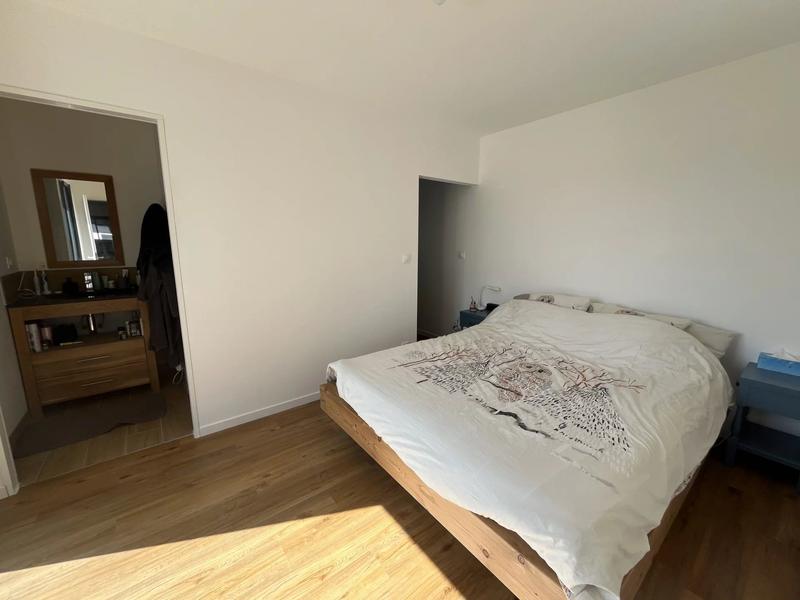 Maison - 99 m² - 5 pièces