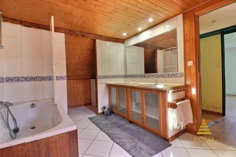 Maison ancienne - 138 m² - 6 pièces