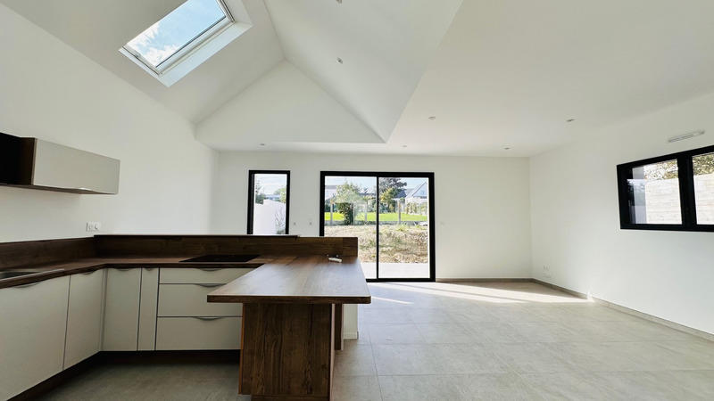 Maison - 103 m² - 4 pièces