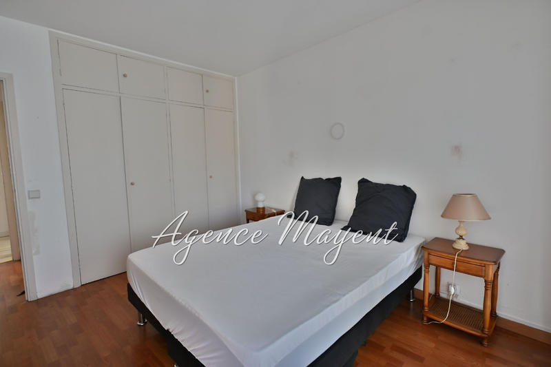 Appartement - 84 m² - 3 pièces