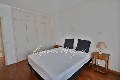 Appartement - 84 m² - 3 pièces