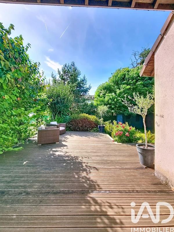 Maison - 186 m² - 7 pièces