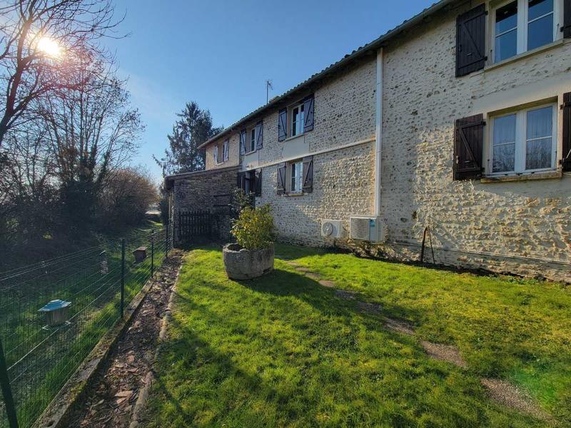 Maison ancienne - 219 m² - 8 pièces