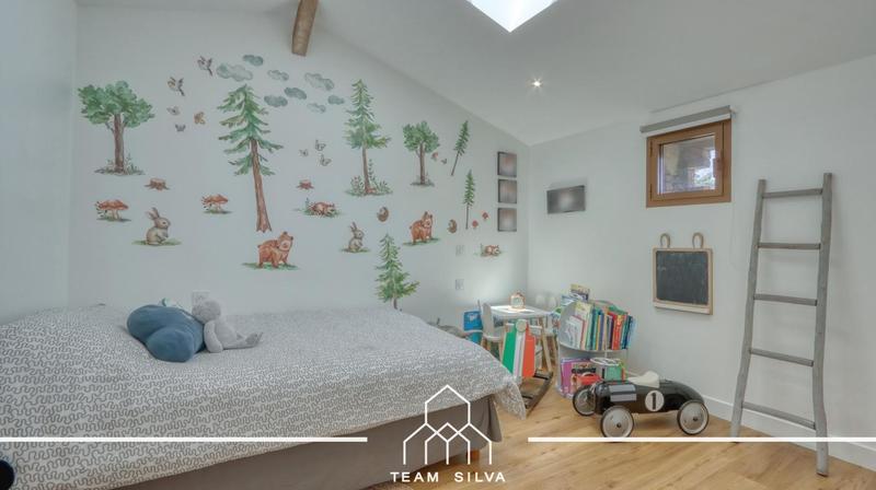 Maison - 140 m² - 5 pièces