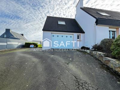 Maison - 102 m² - 5 pièces