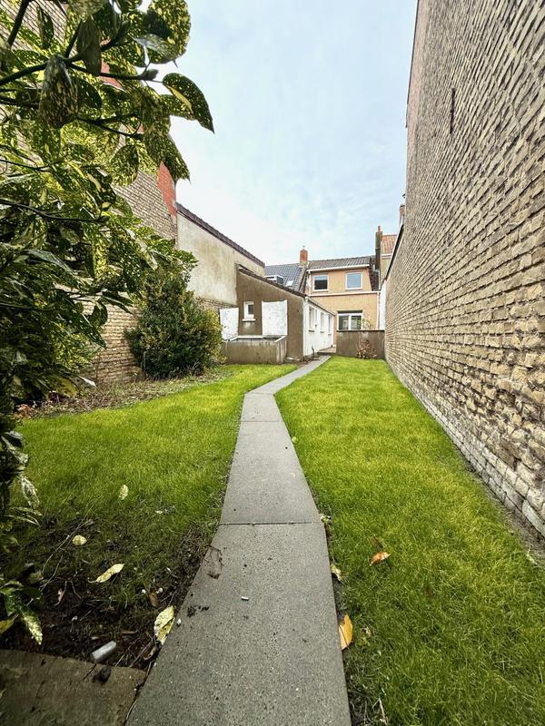 Maison - 88 m² - 5 pièces