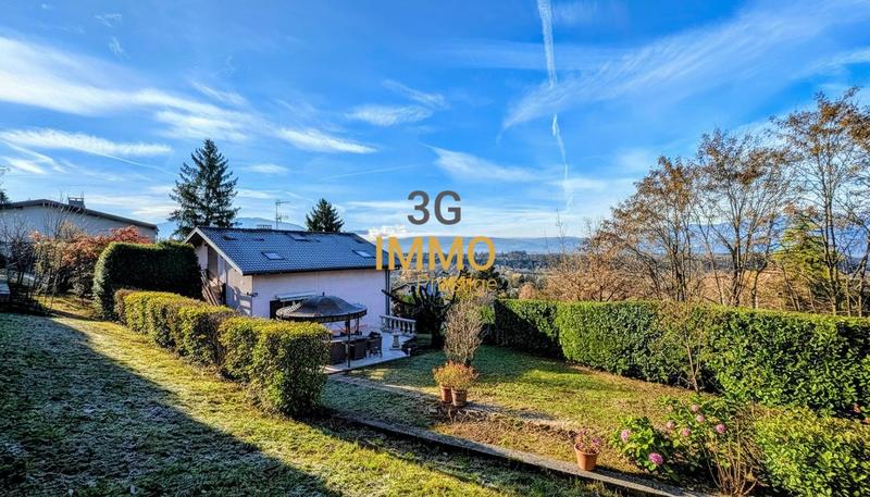 Maison - 143 m² - 8 pièces