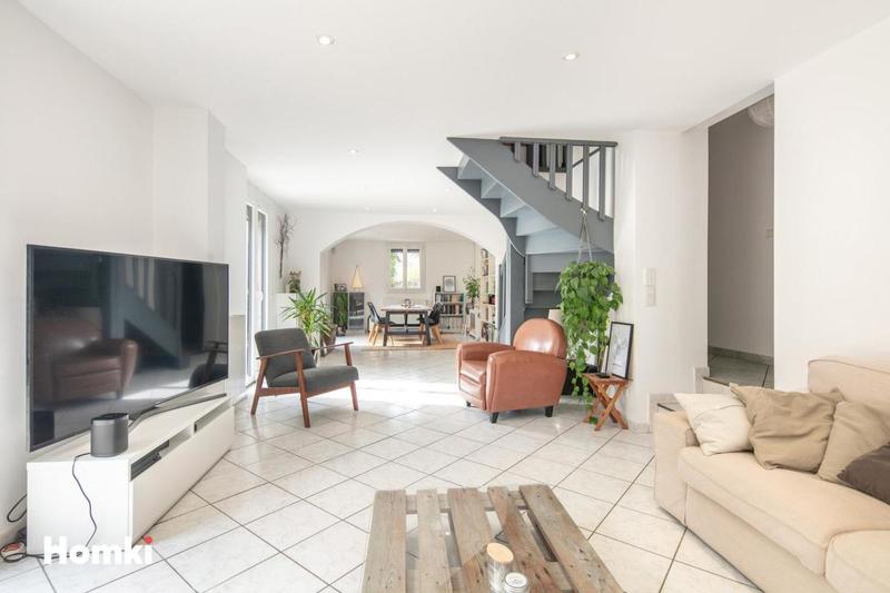 Maison - 158 m² - 5 pièces