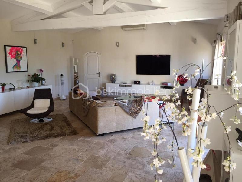 Propriété - 490 m² - 10 pièces