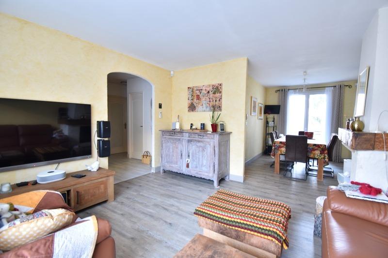 Maison - 158 m² - 6 pièces