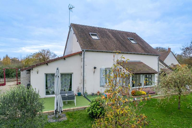 Maison - 111 m² - 6 pièces