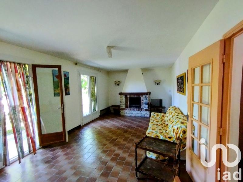 Maison - 270 m² - 12 pièces