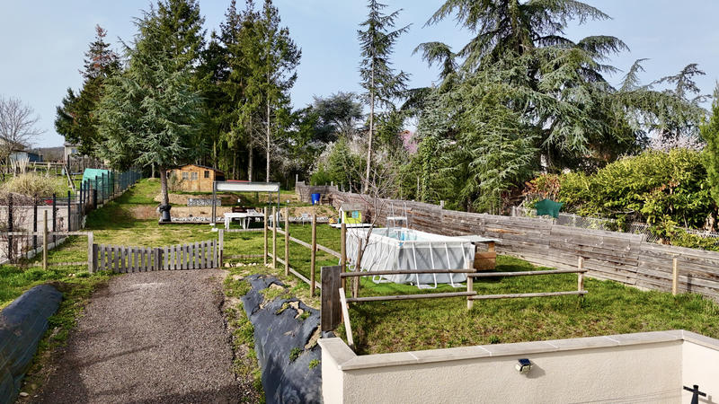 Maison - 93 m² - 4 pièces