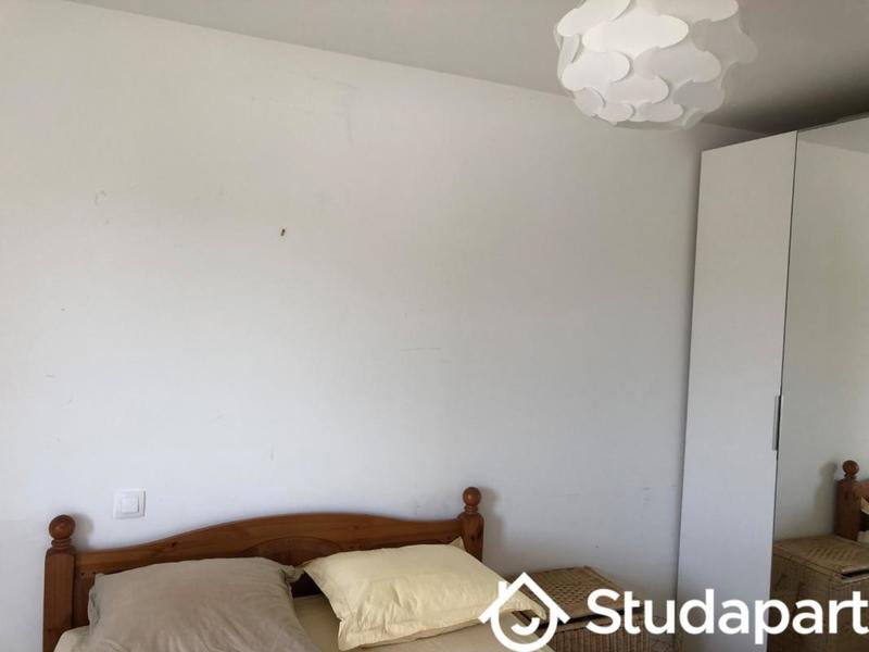 Chambre - 14 m² - 1 pièce