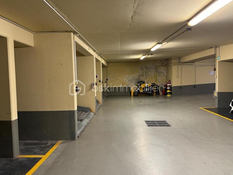 Parking - 17 m²