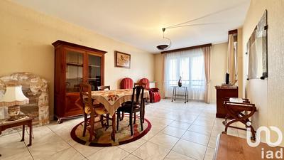 Appartement - 82 m² - 4 pièces