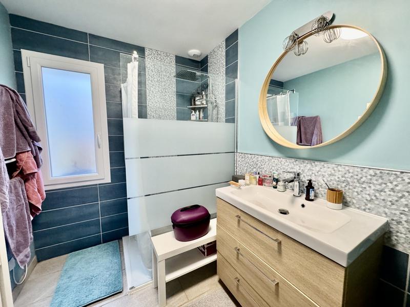 Maison - 99 m² - 4 pièces