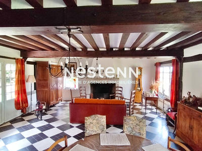 Demeure - 146 m² - 6 pièces