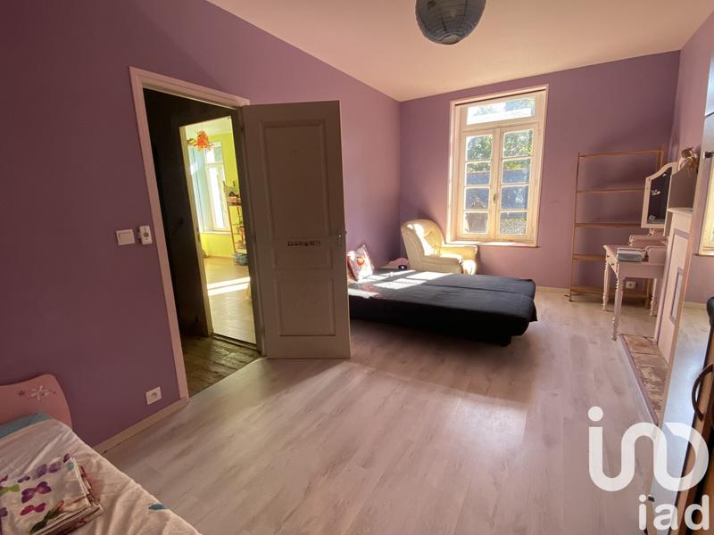 Maison - 220 m² - 10 pièces