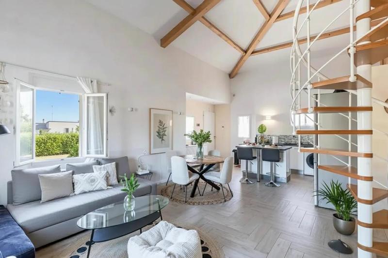 Maison - 160 m² - 6 pièces