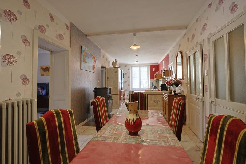 Maison de village - 257 m² - 9 pièces