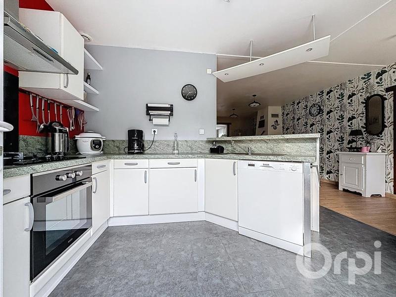 Maison - 110 m² - 4 pièces