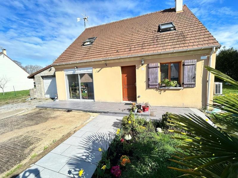 Maison en pierre - 111 m² - 6 pièces