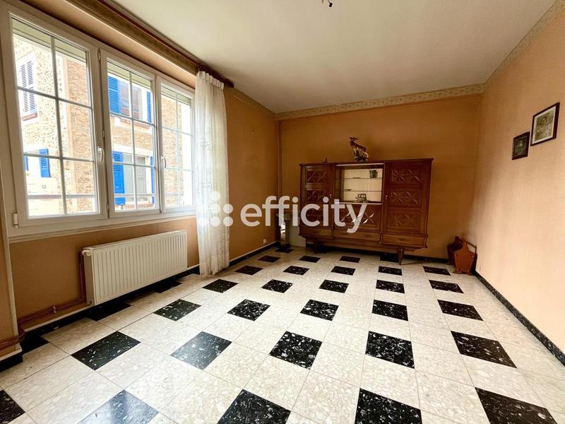 Maison - 93 m² - 4 pièces