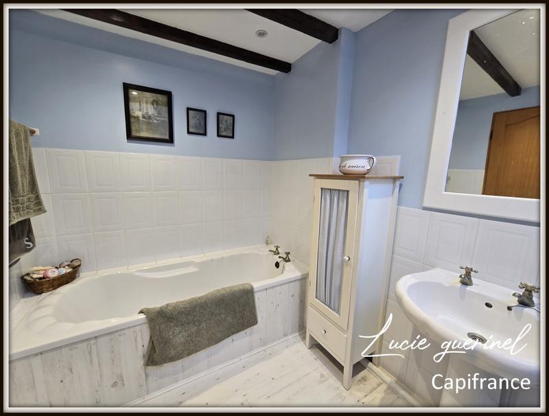 Maison - 200 m² - 6 pièces