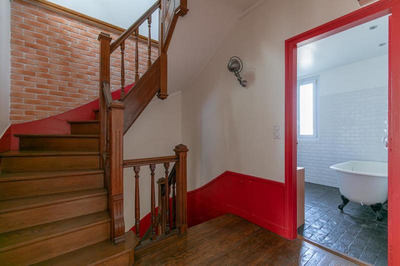 Maison - 144 m² - 7 pièces