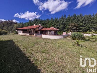 Maison - 245 m² - 6 pièces