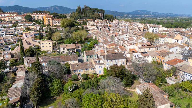 Maison de maîtres - 310 m² - 10 pièces