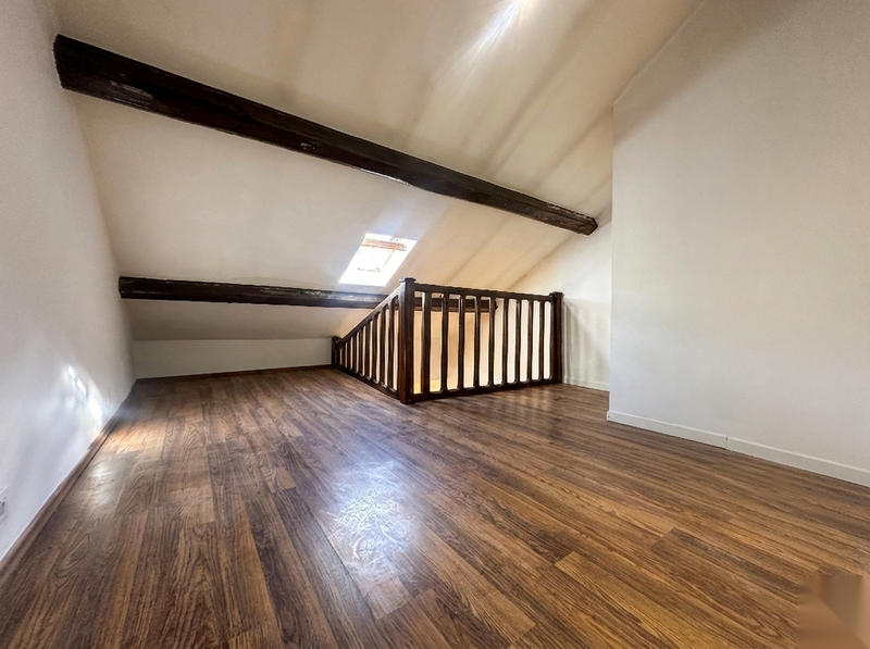 Appartement - 111 m² - 5 pièces