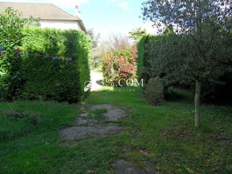 Propriété - 237 m² - 8 pièces