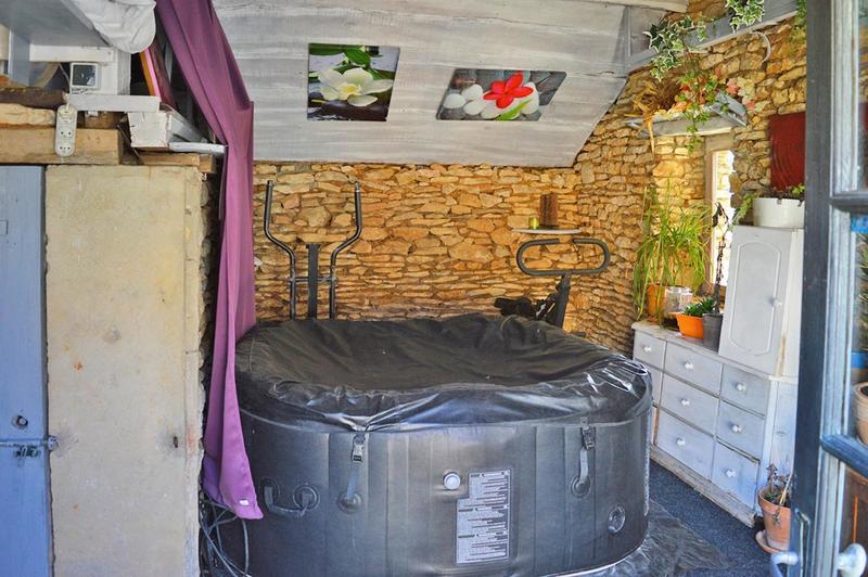 Maison - 151 m² - 8 pièces