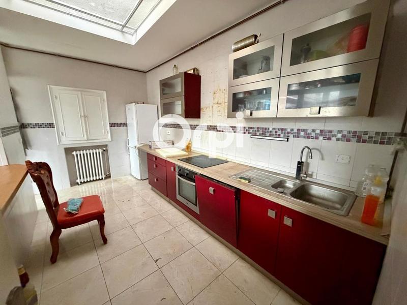 Maison - 177 m² - 5 pièces