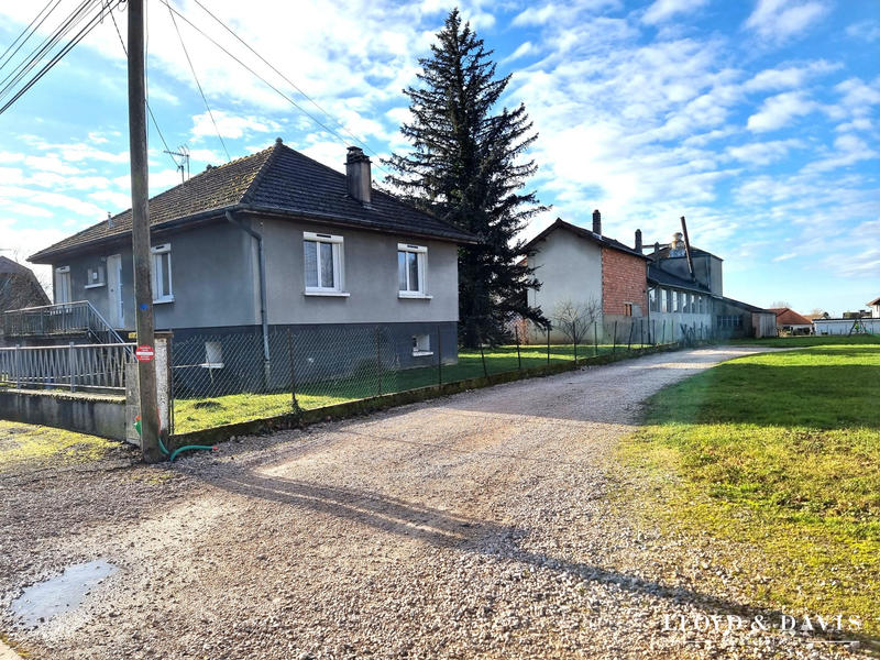 Maison - 85 m² - 5 pièces