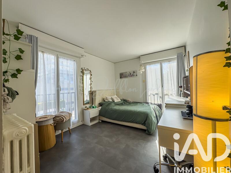 Appartement - 90 m² - 5 pièces