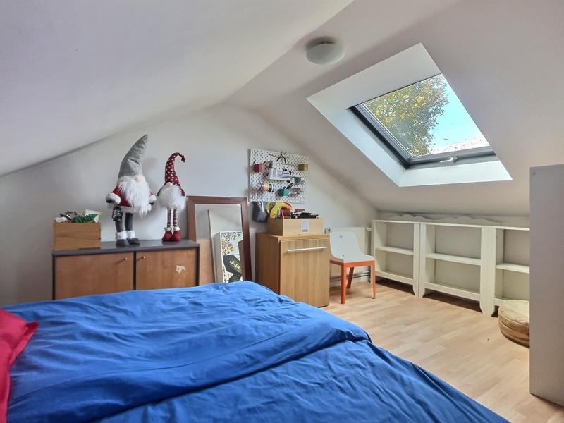 Maison - 140 m² - 8 pièces