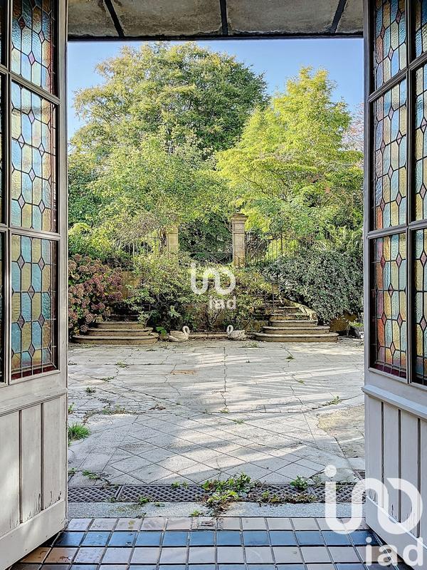 Maison - 416 m² - 17 pièces