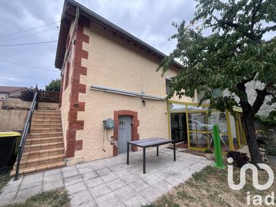 Maison - 85 m² - 5 pièces