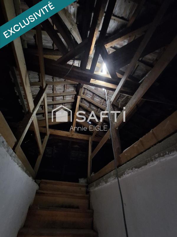 Maison - 90 m² - 5 pièces