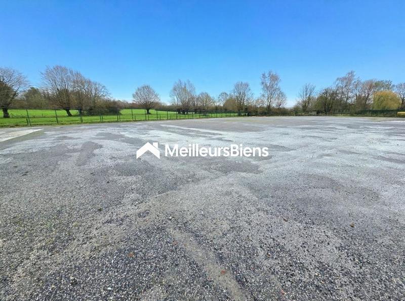 Terrain constructible - 3 187 m²