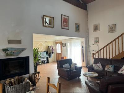 Maison en pierre - 322 m² - 10 pièces