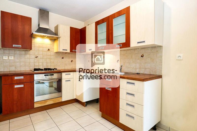 Appartement - 80 m² - 4 pièces