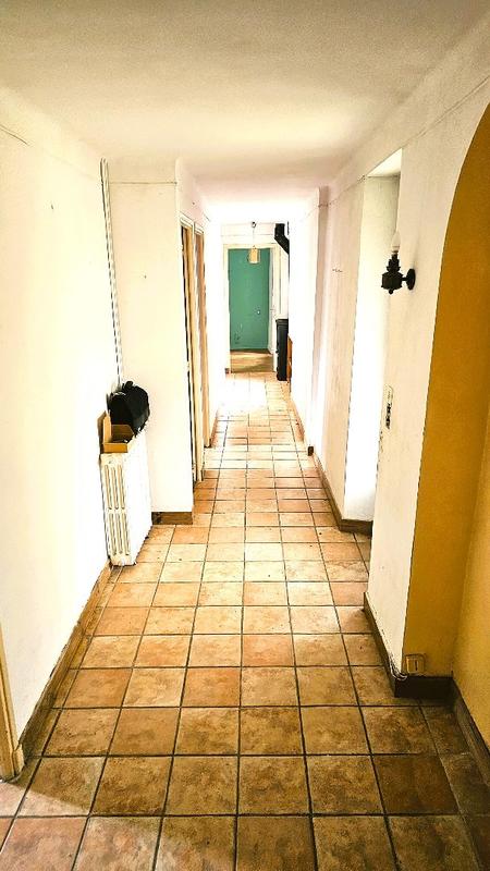 Maison - 206 m² - 10 pièces