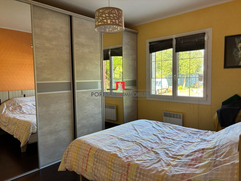 Maison - 208 m² - 9 pièces