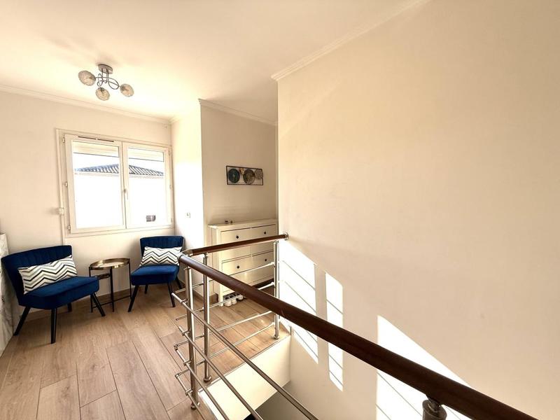 Maison - 160 m² - 6 pièces