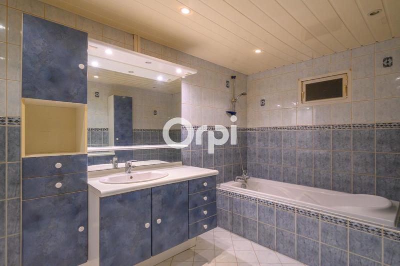 Maison - 98 m² - 4 pièces